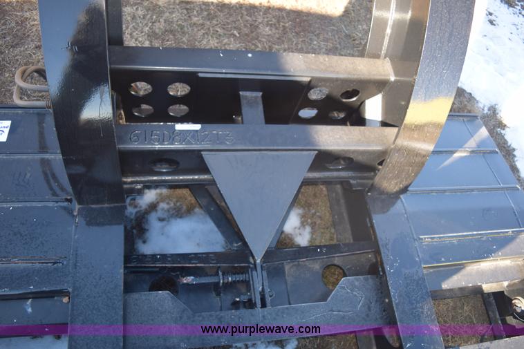 image for item E6078 1985 Thomas combine trailer