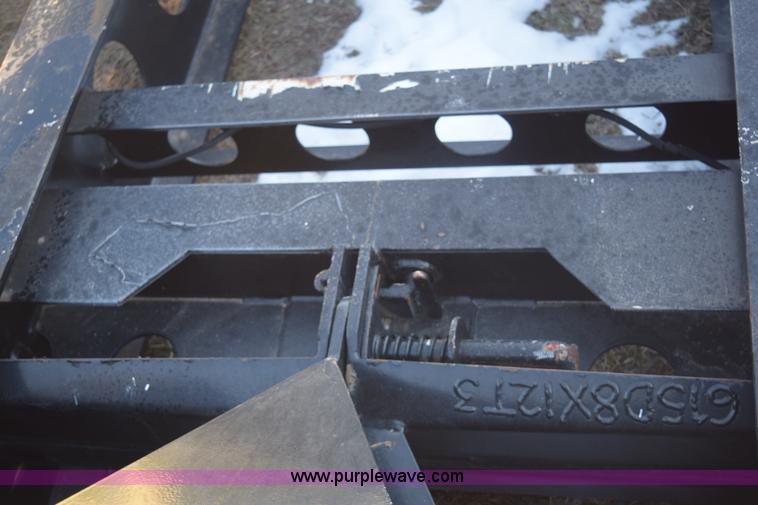 image for item E6078 1985 Thomas combine trailer