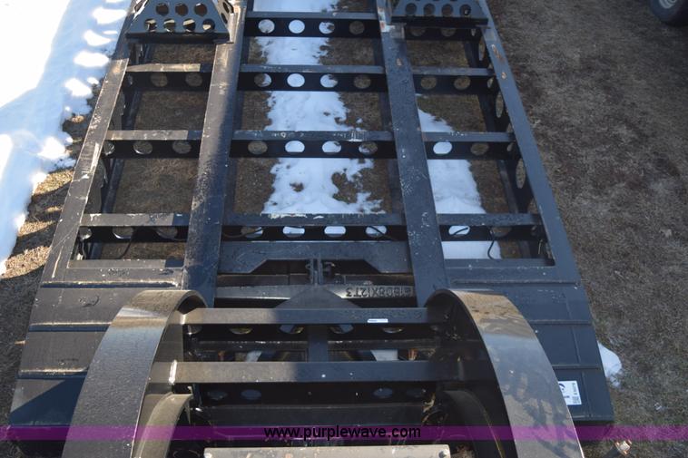 image for item E6078 1985 Thomas combine trailer