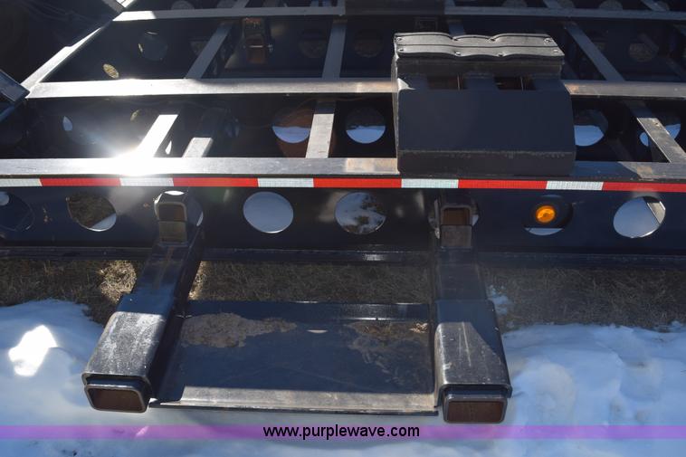 image for item E6078 1985 Thomas combine trailer