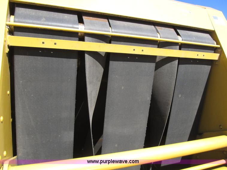 image for item F8943 Vermeer 605L round baler