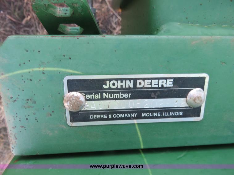 image for item I2430 1991 John Deere 7200 Maxemerge 2 planter