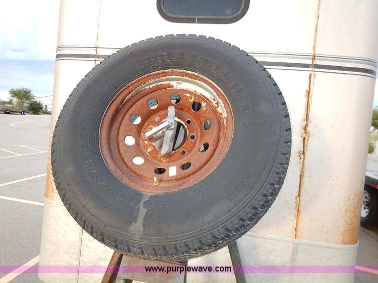 image for item I5399 1999 Liberty Travalong livestock trailer