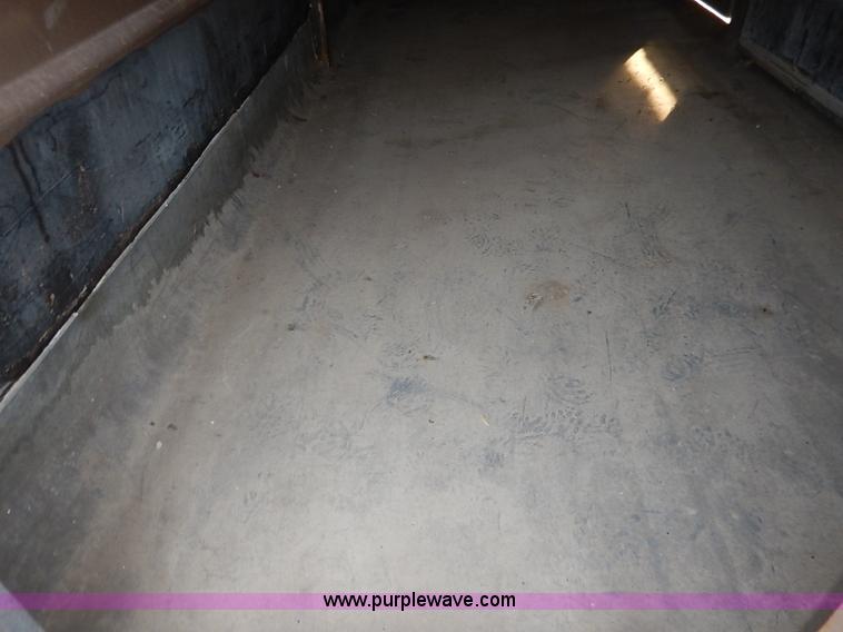 image for item I5399 1999 Liberty Travalong livestock trailer