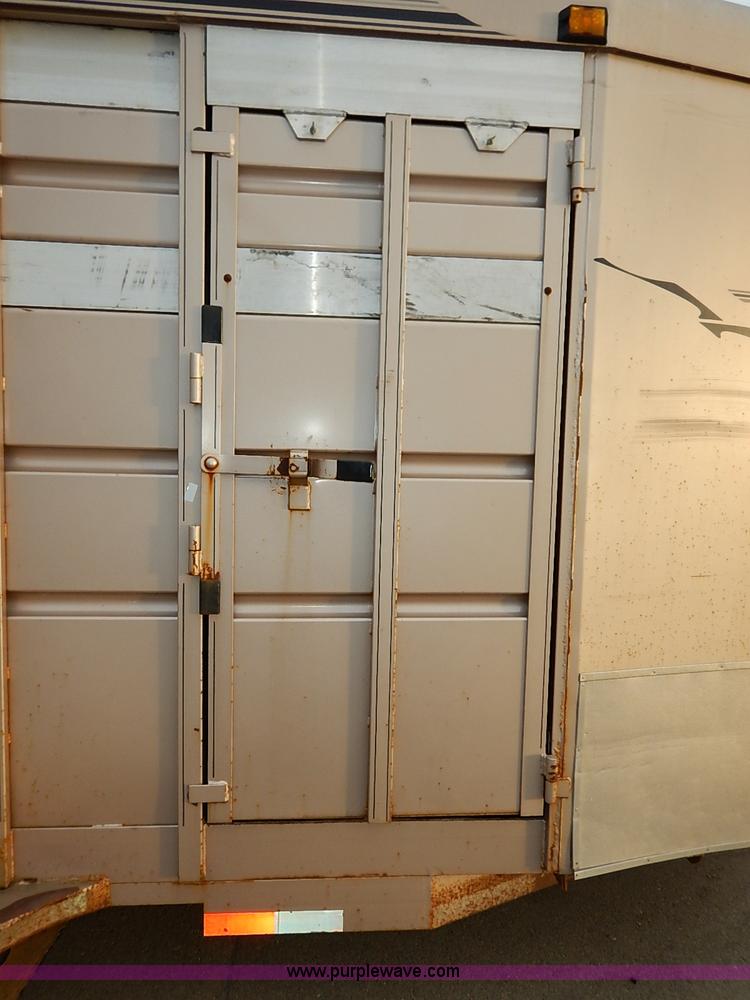 image for item I5399 1999 Liberty Travalong livestock trailer