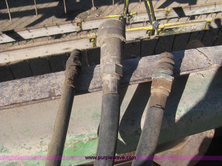 image for item I5597 John Deere 215 platform head