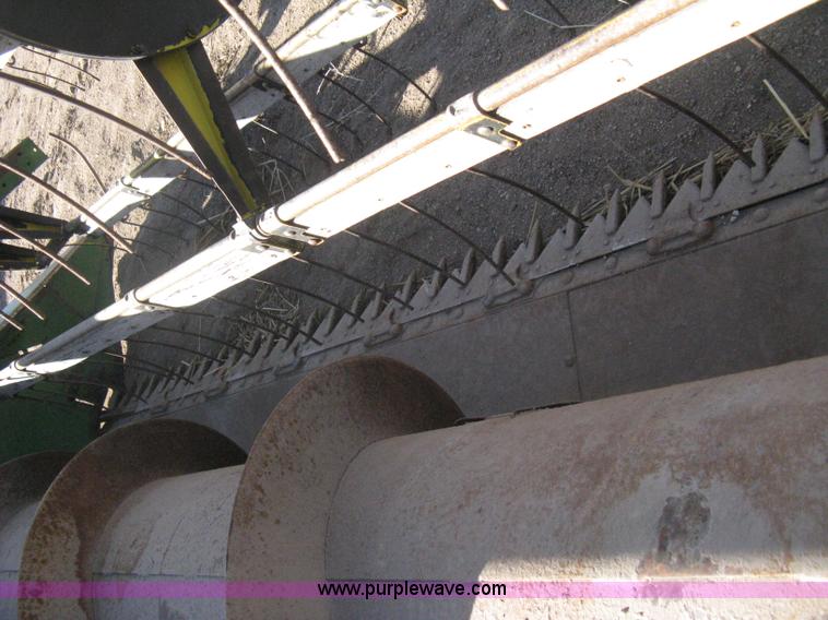 image for item I5597 John Deere 215 platform head