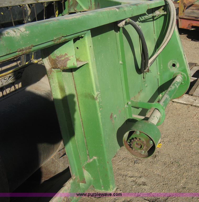 image for item I5597 John Deere 215 platform head