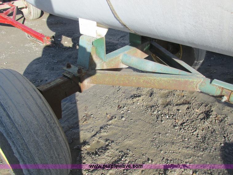 image for item I8790 Anhydrous ammonia nurse tank