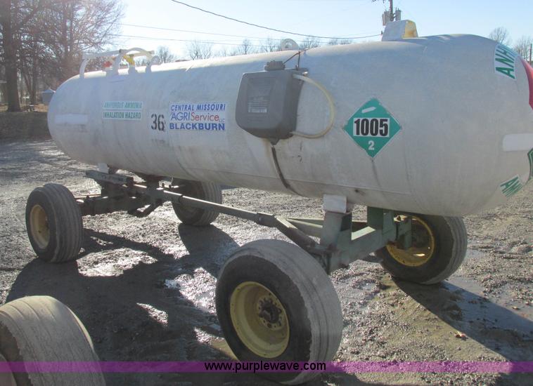 image for item I8790 Anhydrous ammonia nurse tank