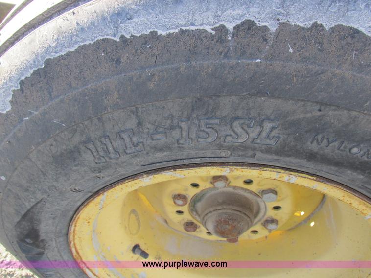 image for item I8790 Anhydrous ammonia nurse tank