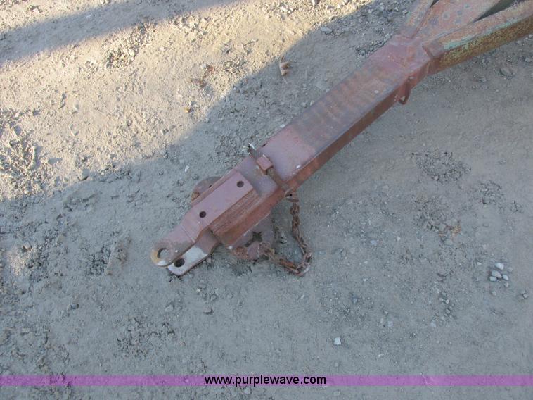 image for item I8792 Anhydrous ammonia nurse tank