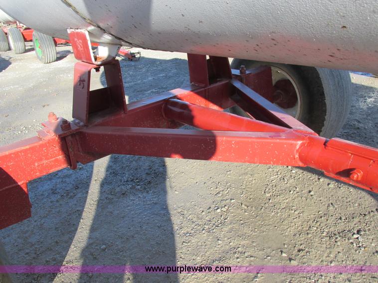 image for item I8795 Anhydrous ammonia nurse tank