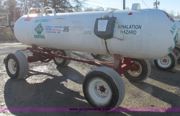 image for item I8795 Anhydrous ammonia nurse tank
