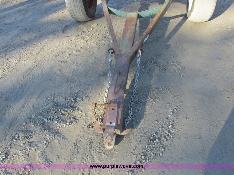 image for item I8797 Anhydrous ammonia nurse tank