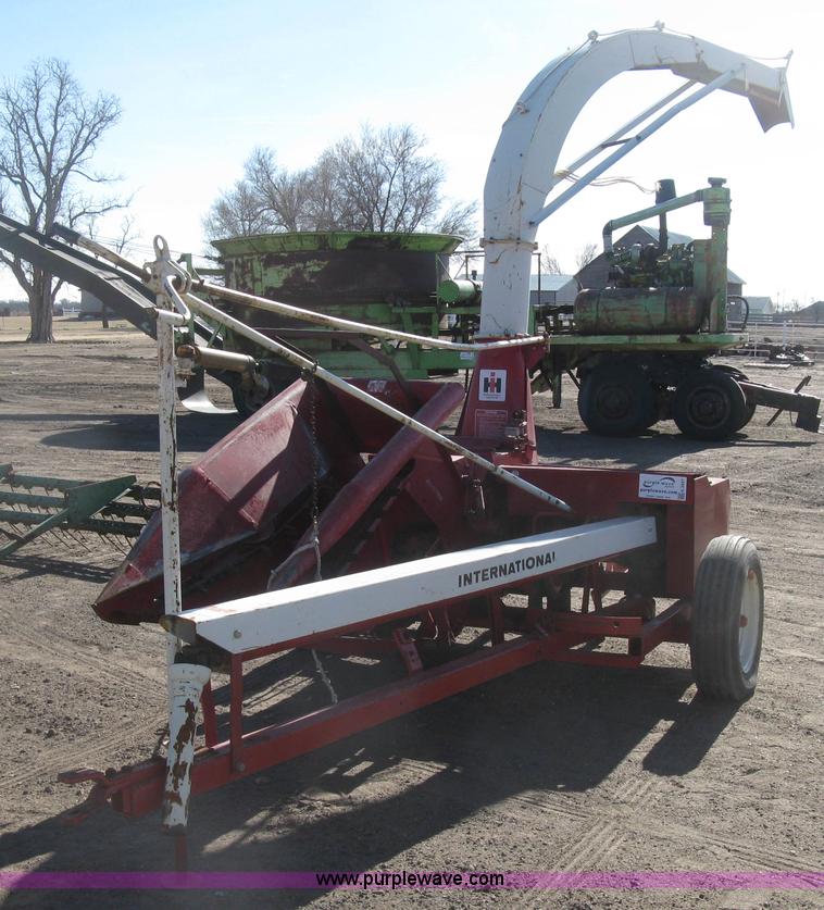 image for item K2837 International 350 chopper