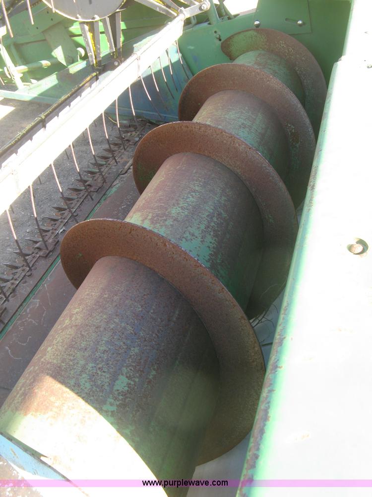 image for item K2846 John Deere 220 header