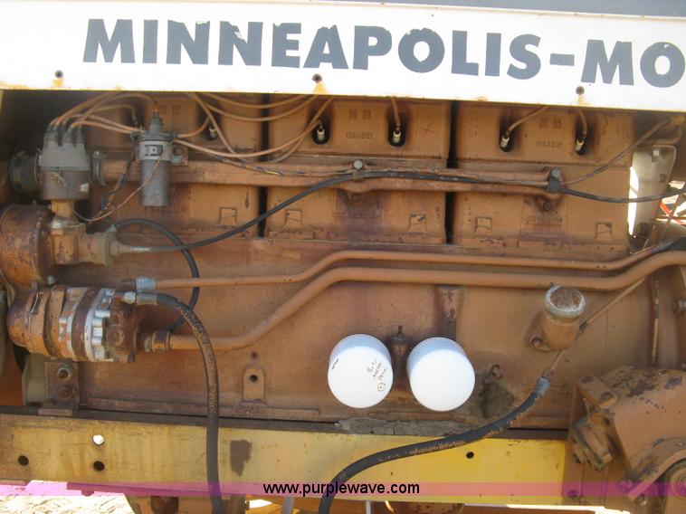 image for item K2852 Minneapolis Moline G707 tractor