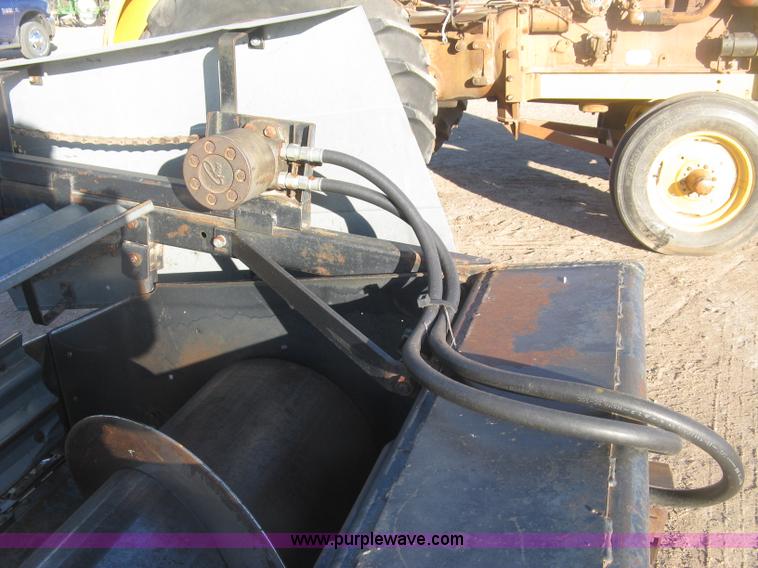 image for item K2853 Allis Chalmers 24' header