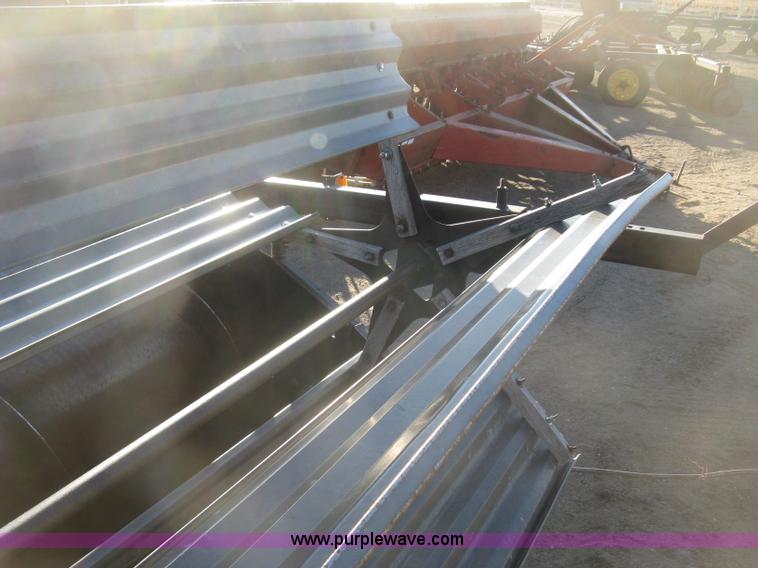 image for item K2853 Allis Chalmers 24' header