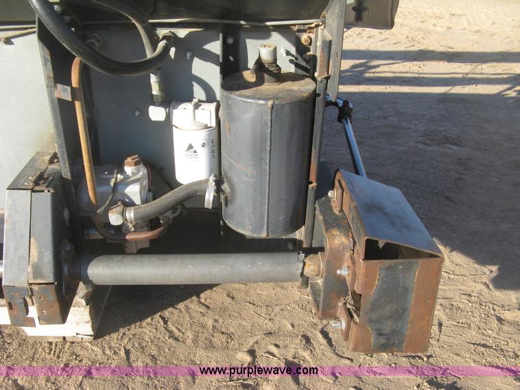 image for item K2853 Allis Chalmers 24' header