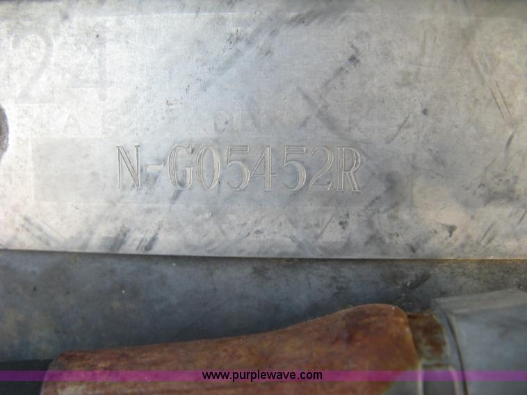 image for item K2853 Allis Chalmers 24' header