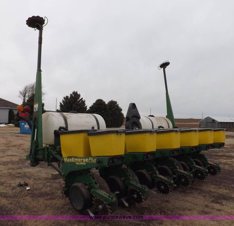 image for item K3128 John Deere 1750 Max Emerge Plus Vacumeter planter
