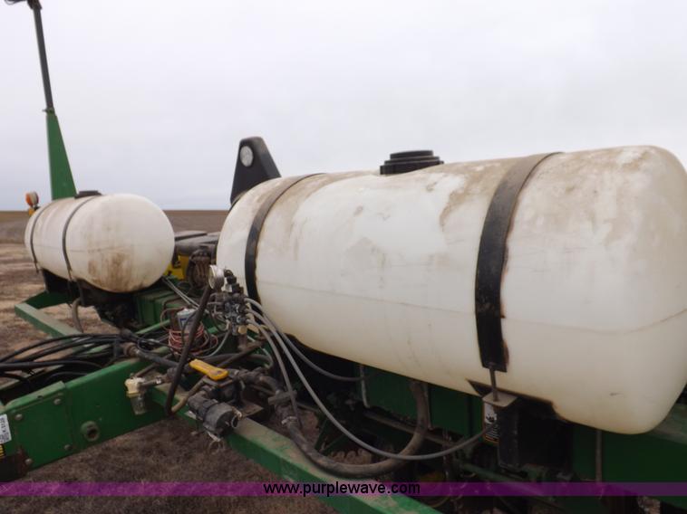 image for item K3128 John Deere 1750 Max Emerge Plus Vacumeter planter