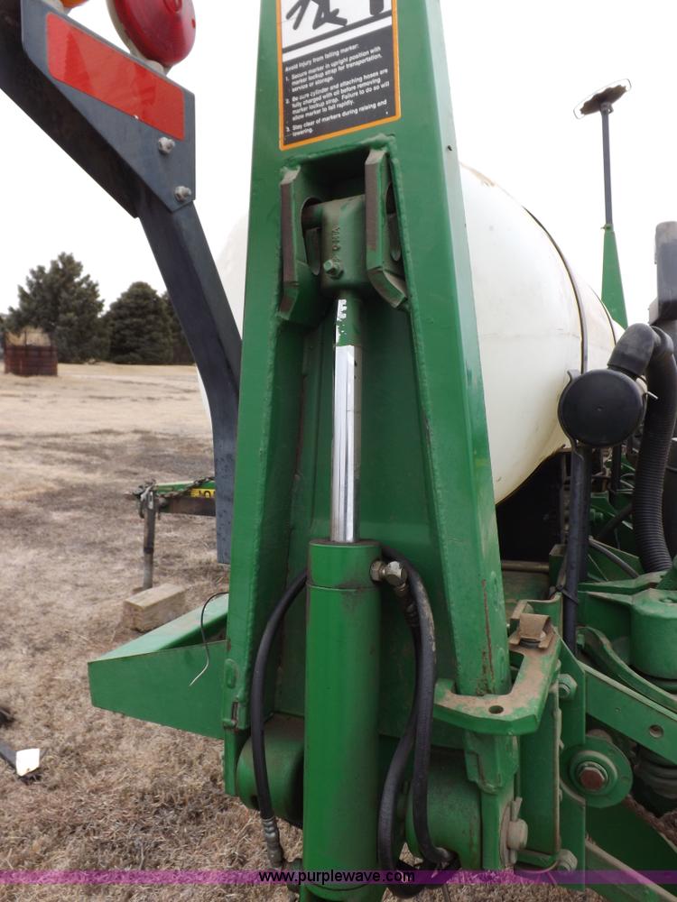 image for item K3128 John Deere 1750 Max Emerge Plus Vacumeter planter