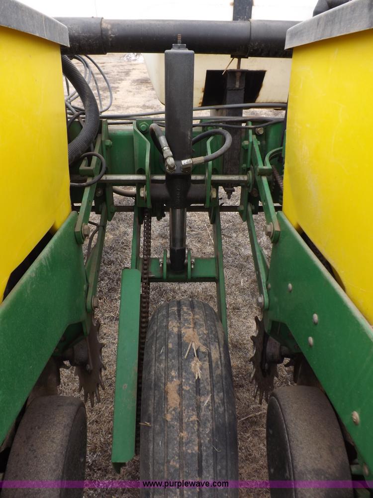 image for item K3128 John Deere 1750 Max Emerge Plus Vacumeter planter