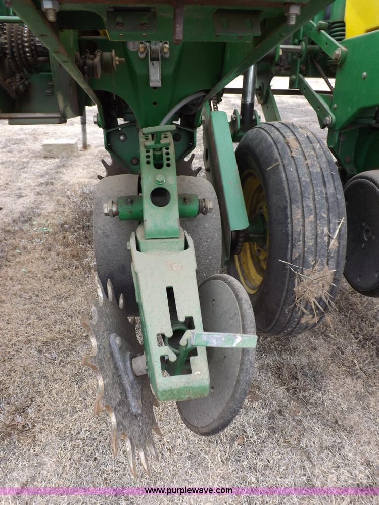 image for item K3128 John Deere 1750 Max Emerge Plus Vacumeter planter