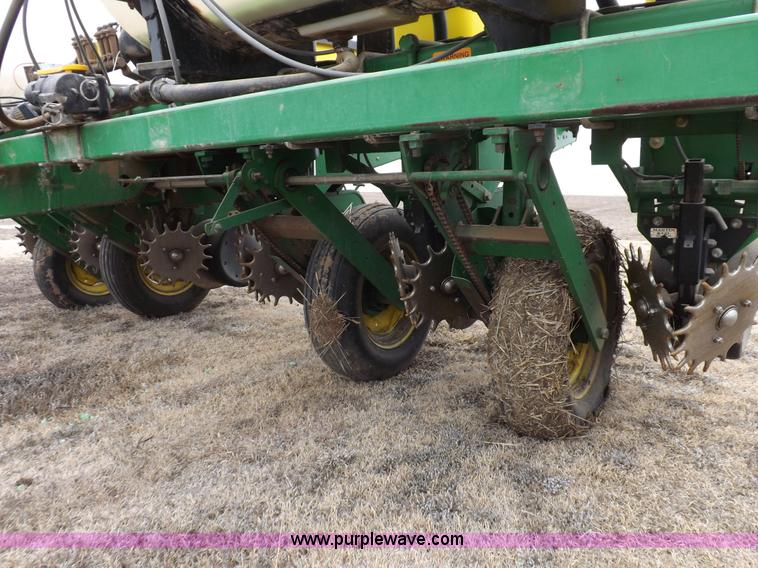 image for item K3128 John Deere 1750 Max Emerge Plus Vacumeter planter