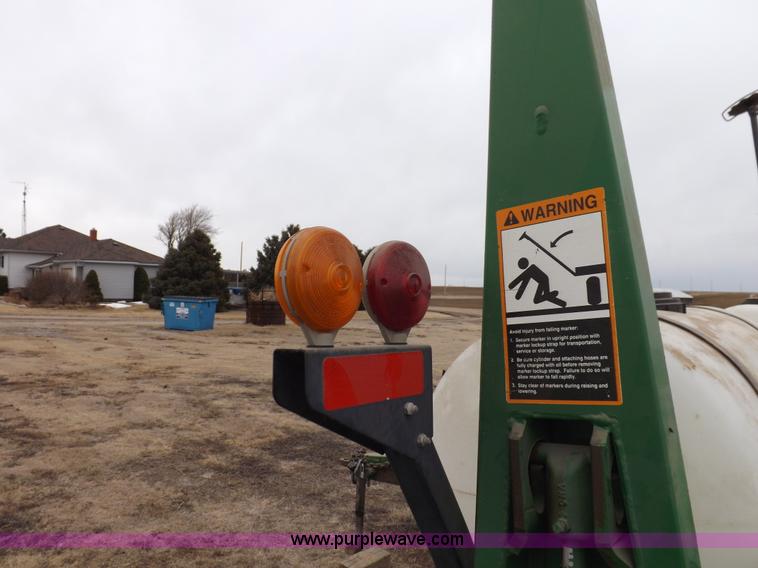 image for item K3128 John Deere 1750 Max Emerge Plus Vacumeter planter