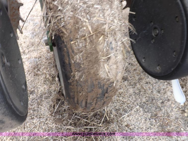 image for item K3128 John Deere 1750 Max Emerge Plus Vacumeter planter