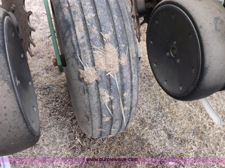 image for item K3128 John Deere 1750 Max Emerge Plus Vacumeter planter