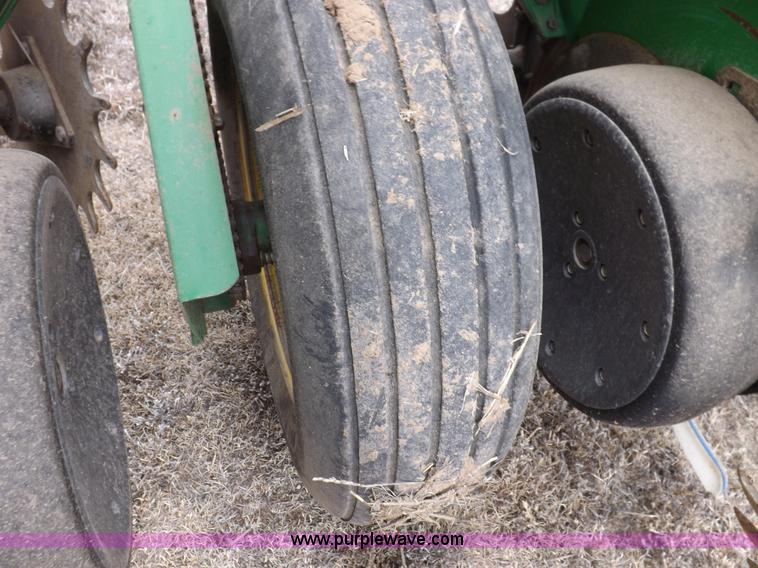 image for item K3128 John Deere 1750 Max Emerge Plus Vacumeter planter