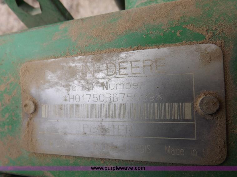 image for item K3128 John Deere 1750 Max Emerge Plus Vacumeter planter