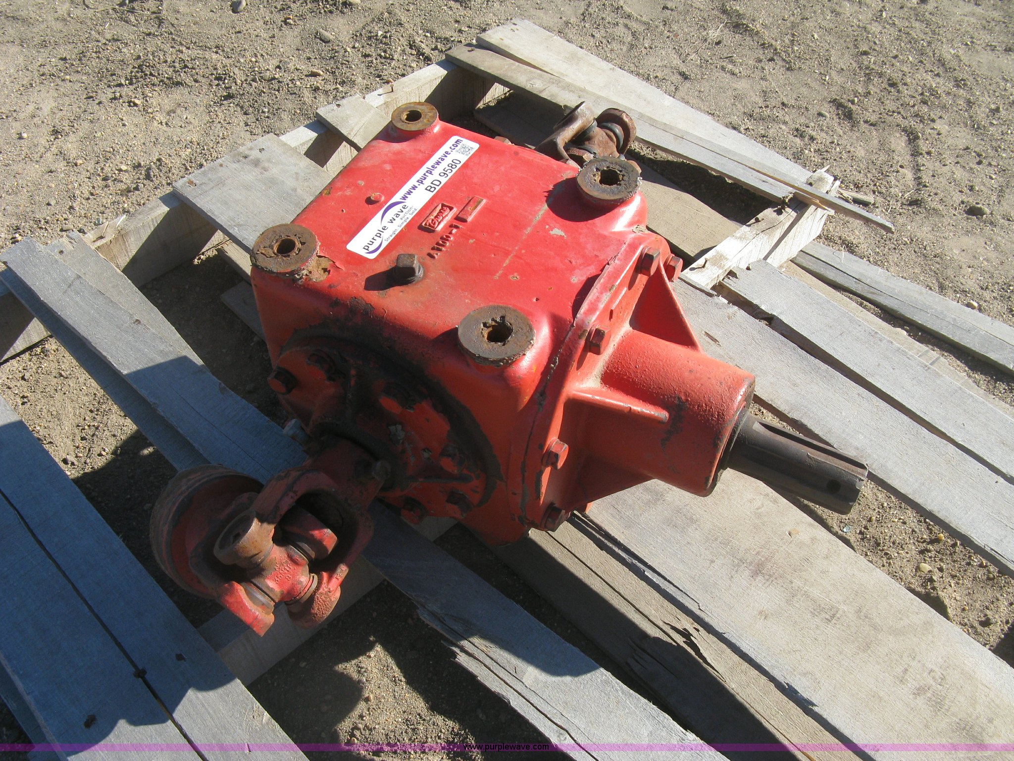 Durst A1001 transmission in Kinsley, KS Item BD9580 sold Purple Wave