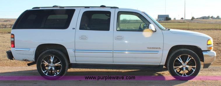 image for item AO9624 2002 GMC Yukon 1500 XL SUV