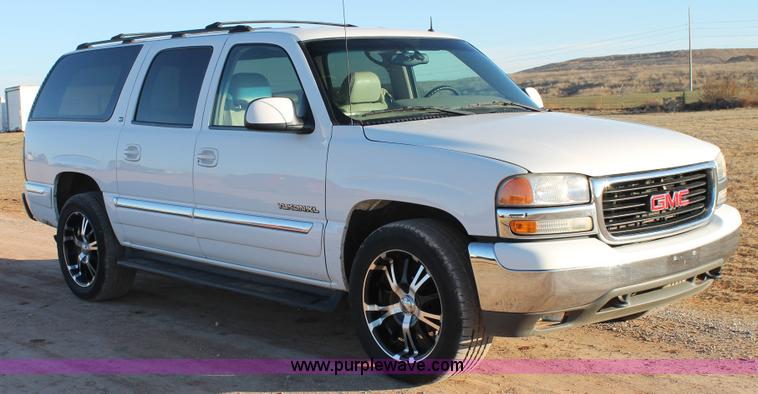 image for item AO9624 2002 GMC Yukon 1500 XL SUV