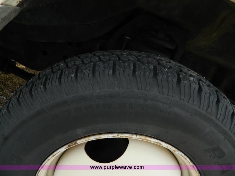 image for item AQ9341 1985 Ford Econoline E350 Coachman 26' recreational vehicle