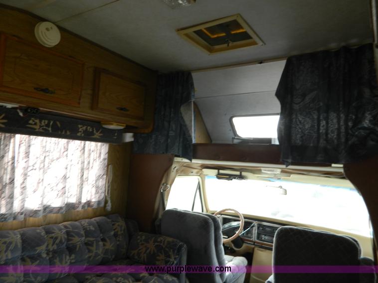image for item AQ9341 1985 Ford Econoline E350 Coachman 26' recreational vehicle