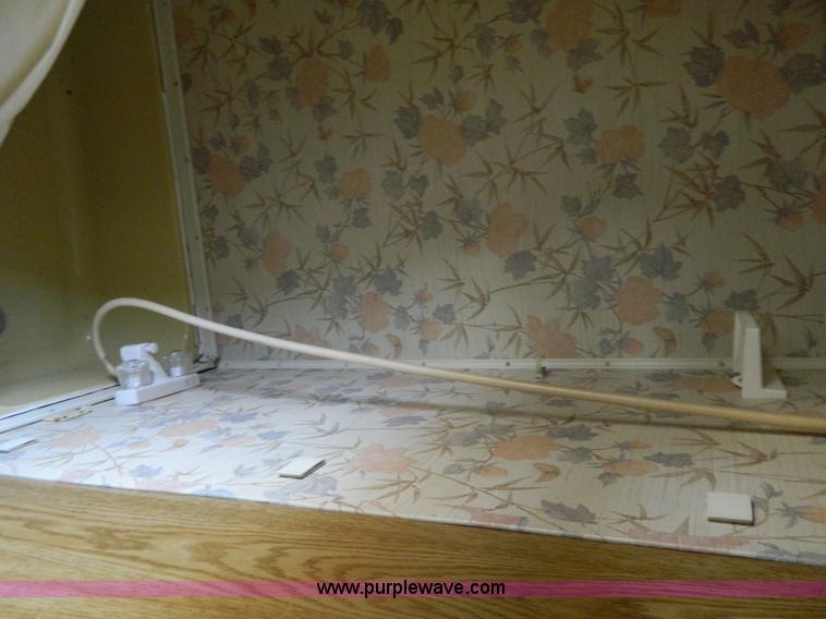 image for item AQ9341 1985 Ford Econoline E350 Coachman 26' recreational vehicle