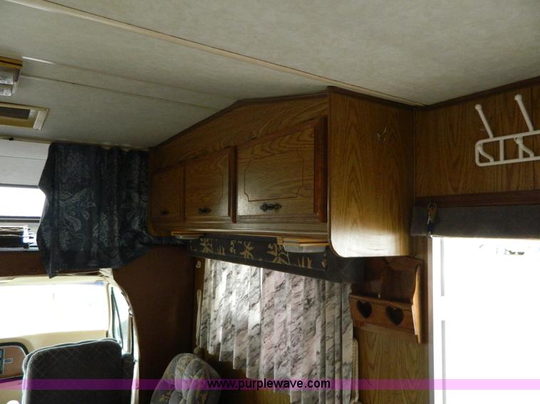 image for item AQ9341 1985 Ford Econoline E350 Coachman 26' recreational vehicle