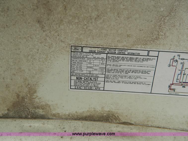 image for item AQ9341 1985 Ford Econoline E350 Coachman 26' recreational vehicle