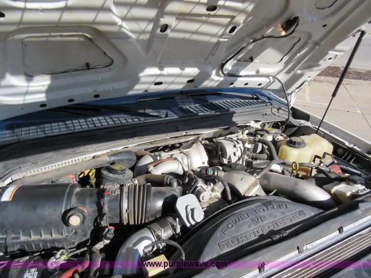 image for item AW9111 2010 Ford F250 Super Duty XLT FX4 Crew Cab pickup truck