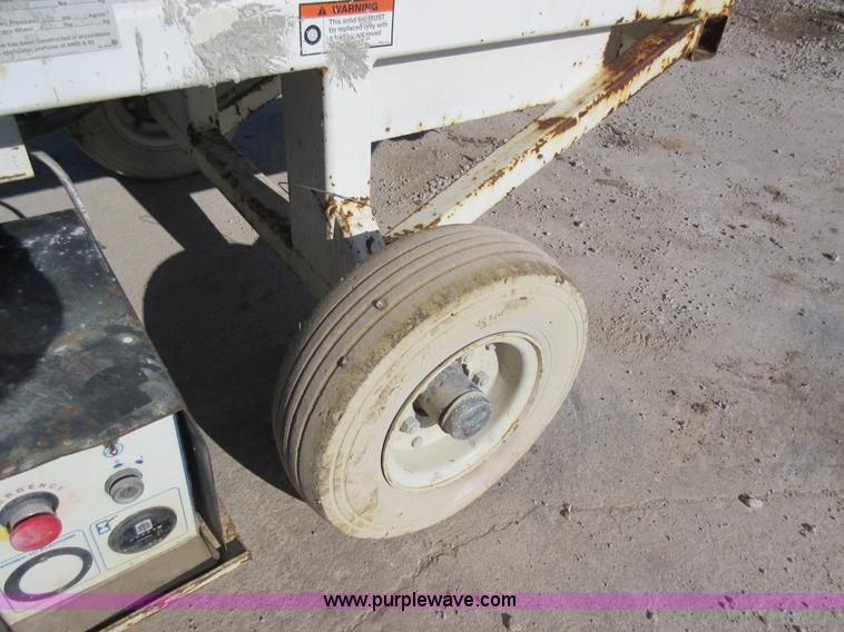 image for item AW9114 Marklift CH30EP scissor lift