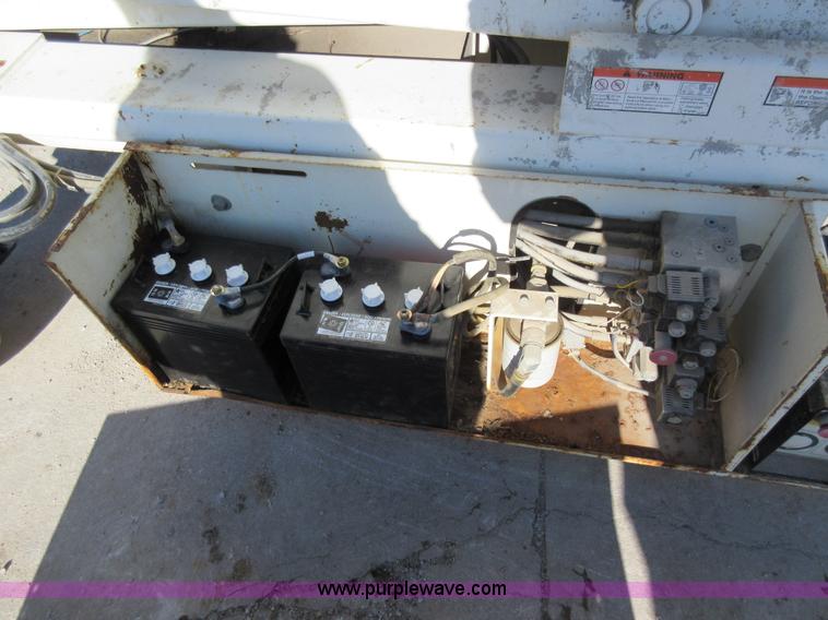 image for item AW9114 Marklift CH30EP scissor lift