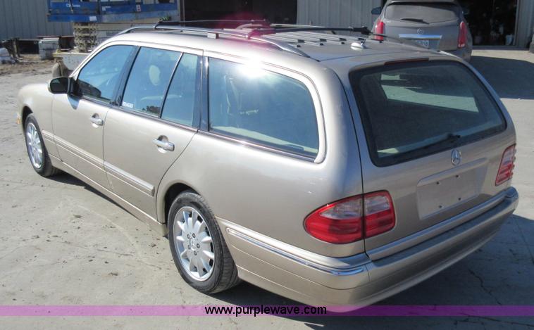 image for item AW9115 2000 Mercedes Benz E-Class E320 Wagon