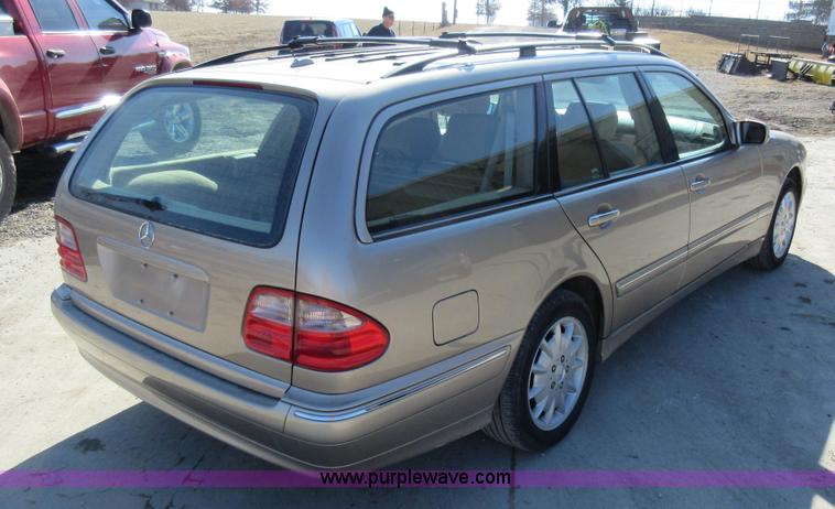 image for item AW9115 2000 Mercedes Benz E-Class E320 Wagon
